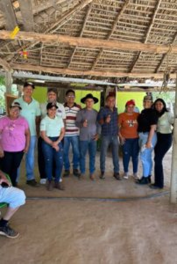 Moradores de povoado em Axixá recebem orientação sobre associativismo e cooperativismo
